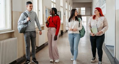 Que contient le règlement intérieur des collèges et lycées ?